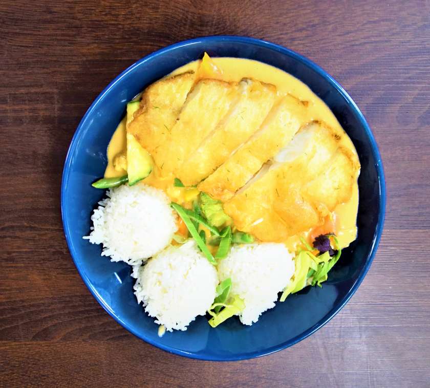 C9-TEMPURA FISH-PEANUT SAUCE fish/ryba