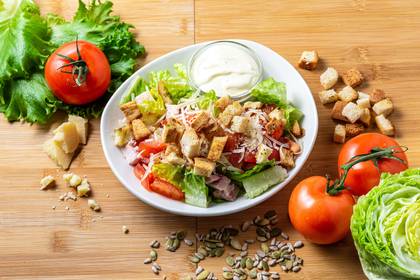 Caesari salat kanaga