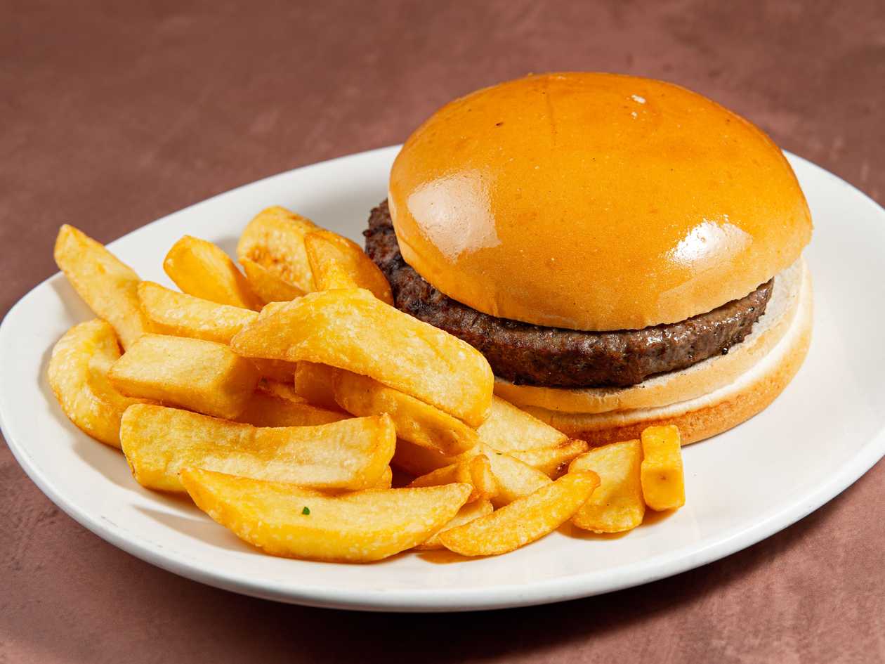 Beef Burger & Chips
