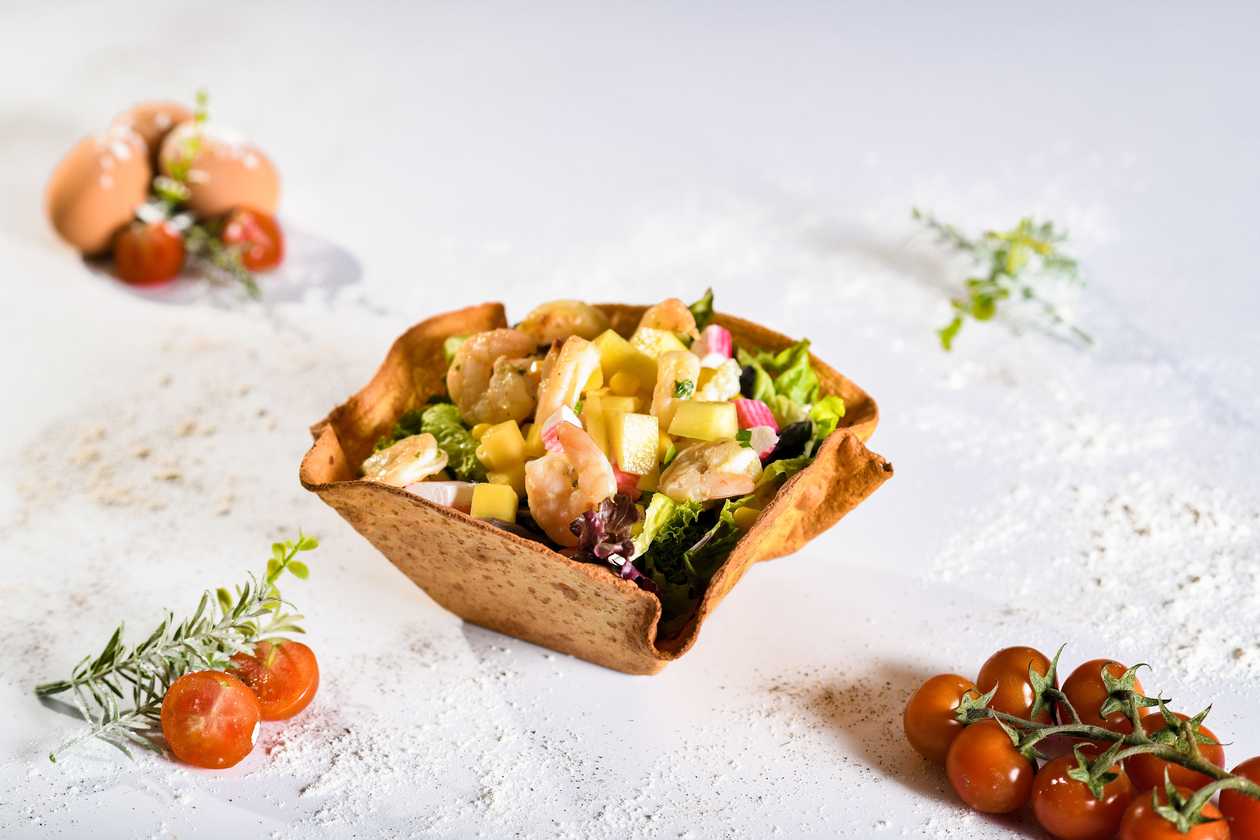 Mango Shrimp Salad