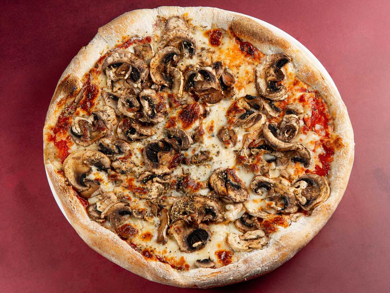 Pizza Funghi