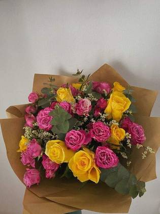 Dwarf Rose Dutch Yellow Rose