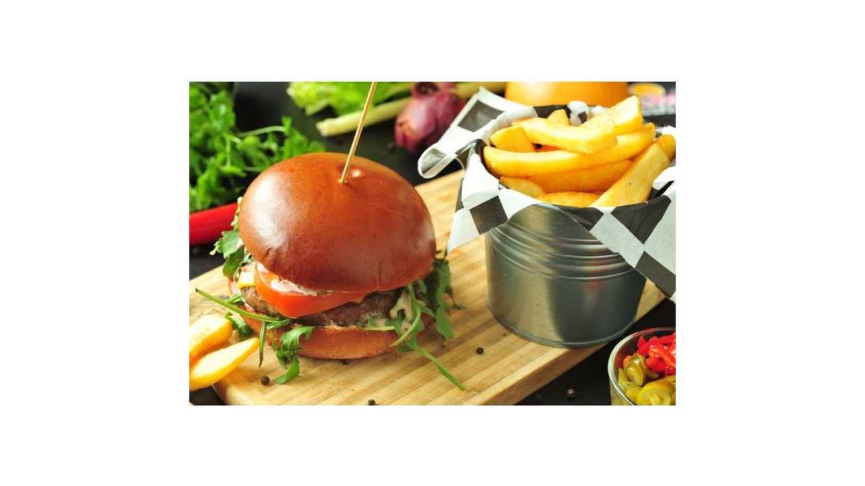 Burger Bull in Beets with Belgian fries