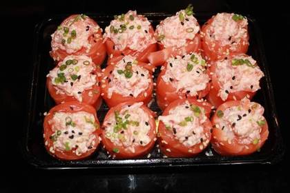 Salmon Roll 12 Pieces