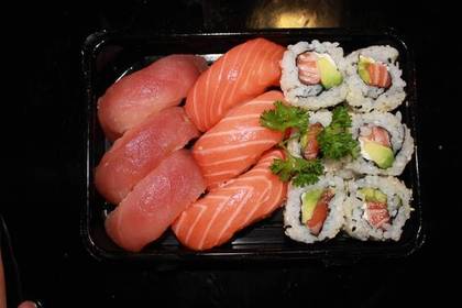 Sushi Misto 12 Peças