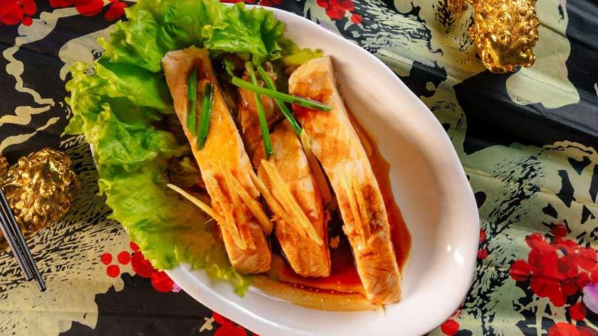 Salmon with Ginger Steamed