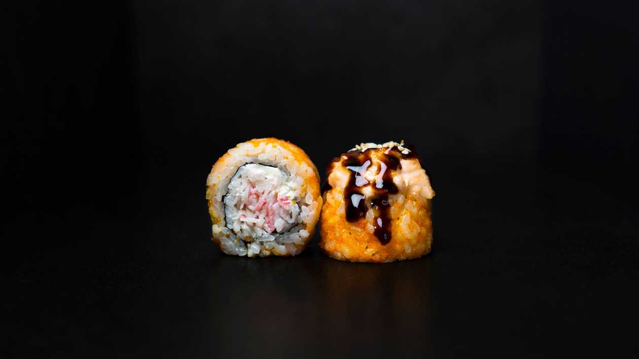 Fiesta with Salmon Maki (8 pcs.)
