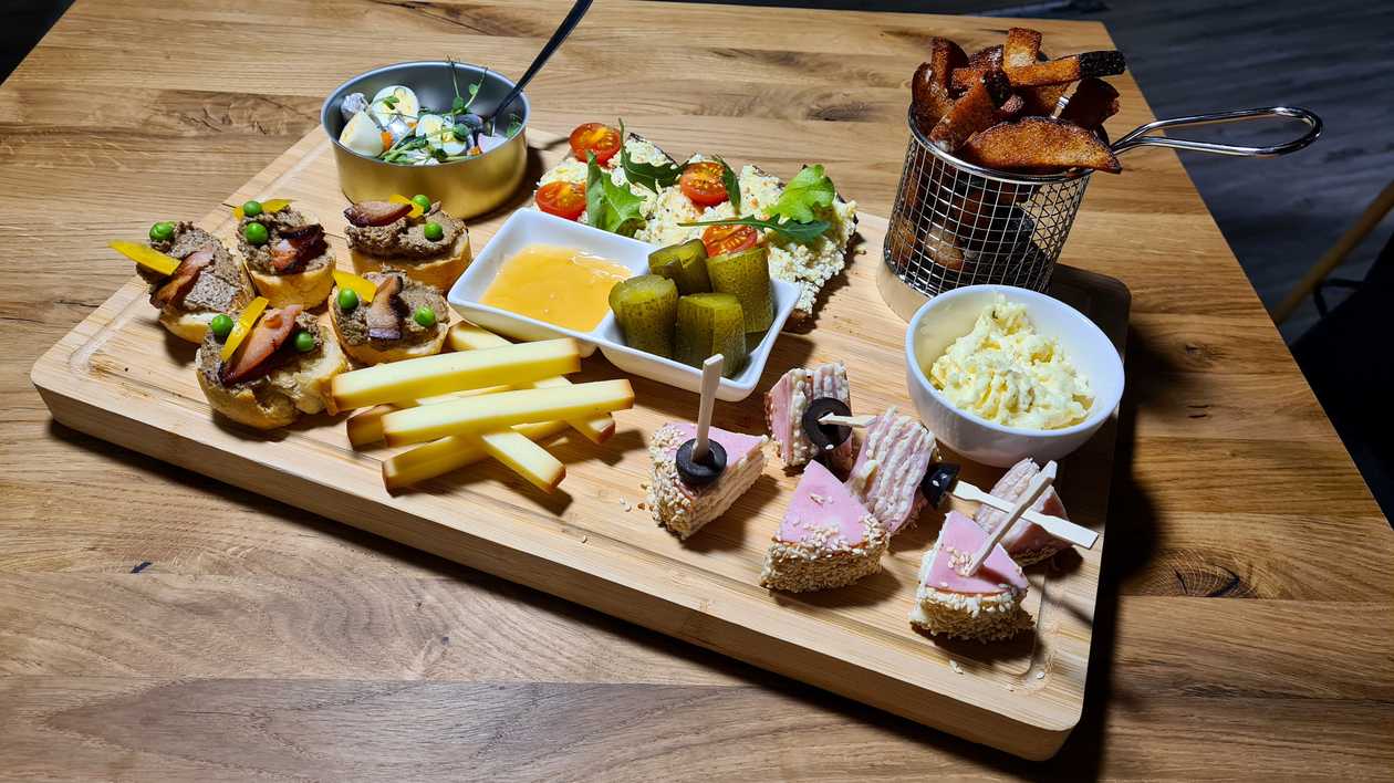 Estonian flavours snack plate