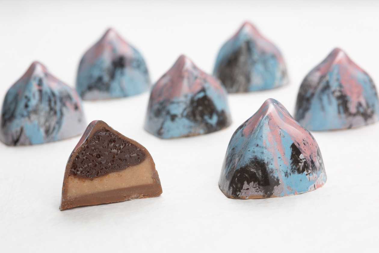 Coffee & Hazelnut - Pastel Mountain