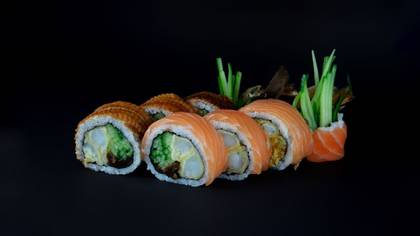 DOUBLE DELUXE
