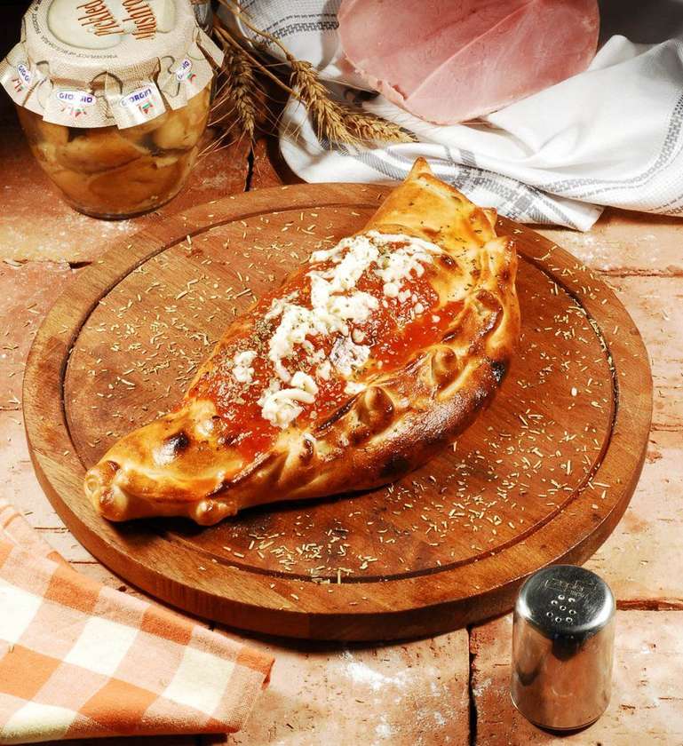 Pizza calzone