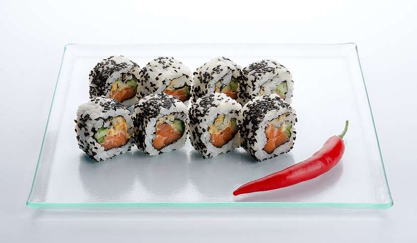 Spicy Rolls - Salmon  (8 pcs.)