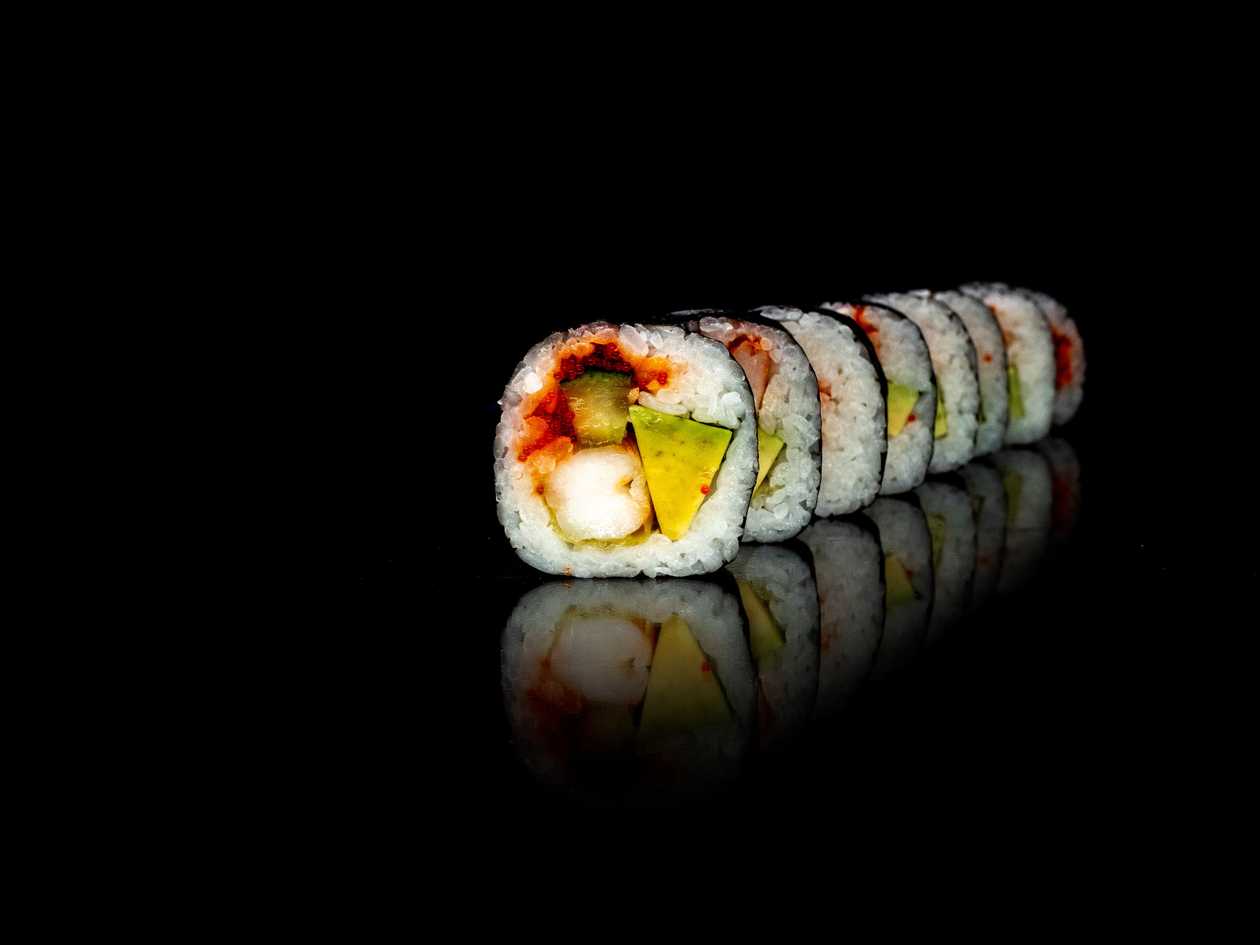 Shrimp futomaki