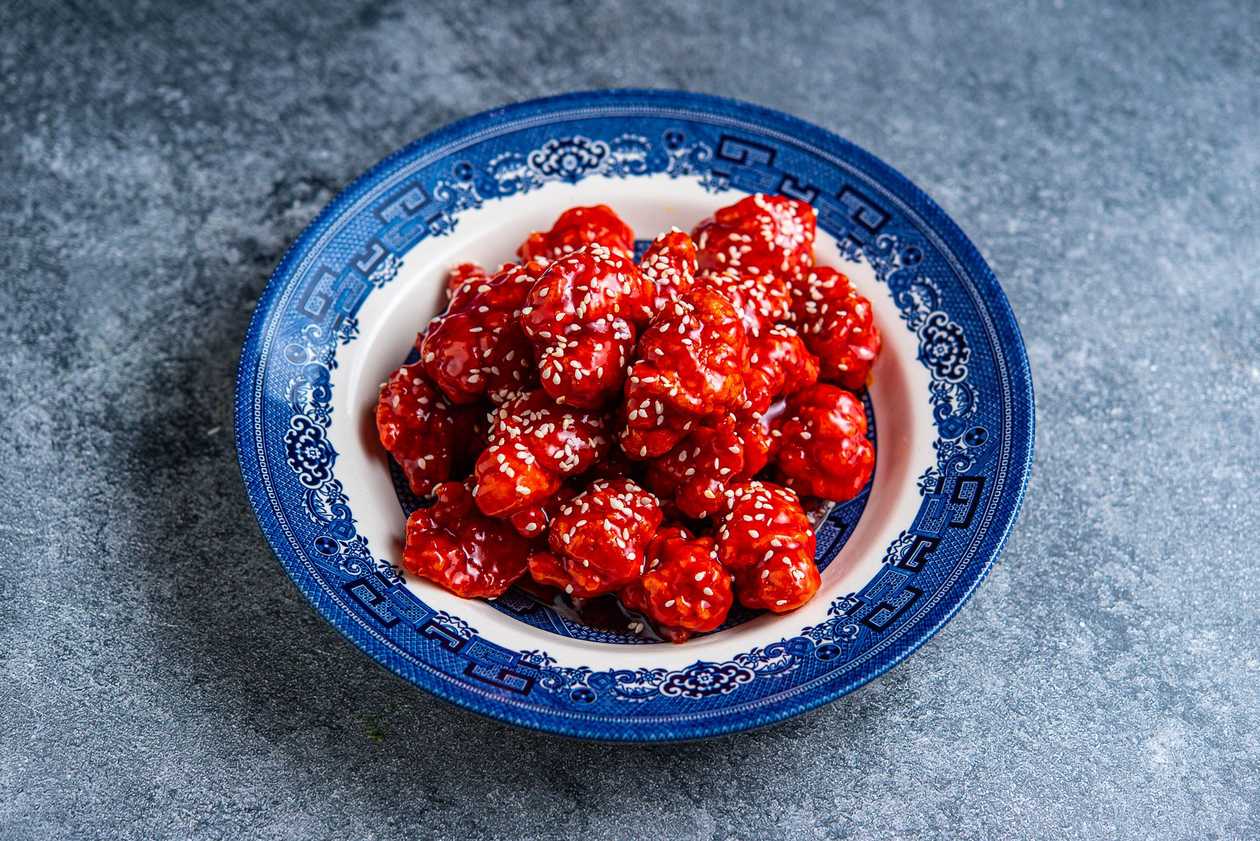 38. Crispy lamb in sweet honey and less chili sauce