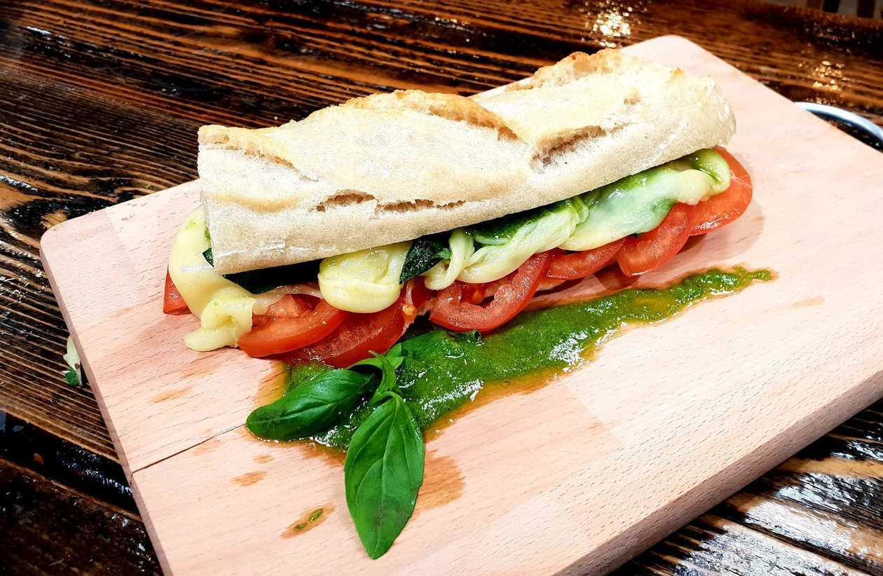 Capresse sandwich