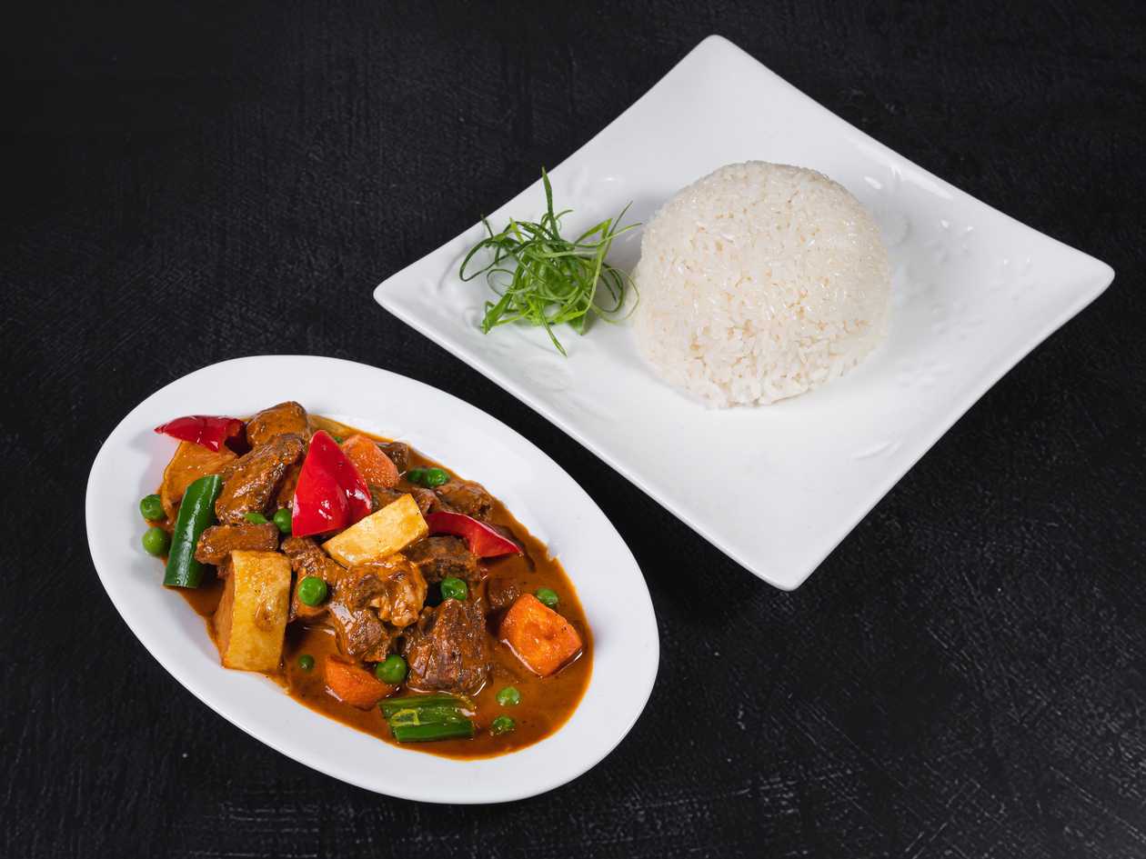 Beef stew (Kalderetang Baka)