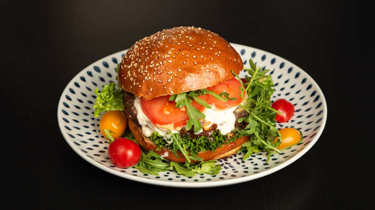 FOUR CHEESE BURGER