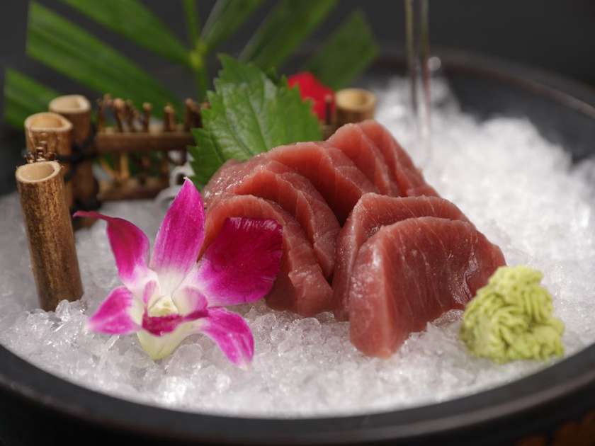 Maguro sashimi