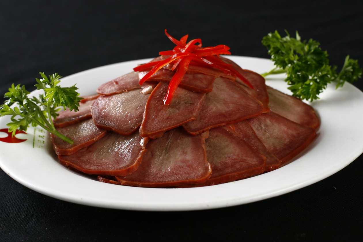 Pork tongue in oyster sauce