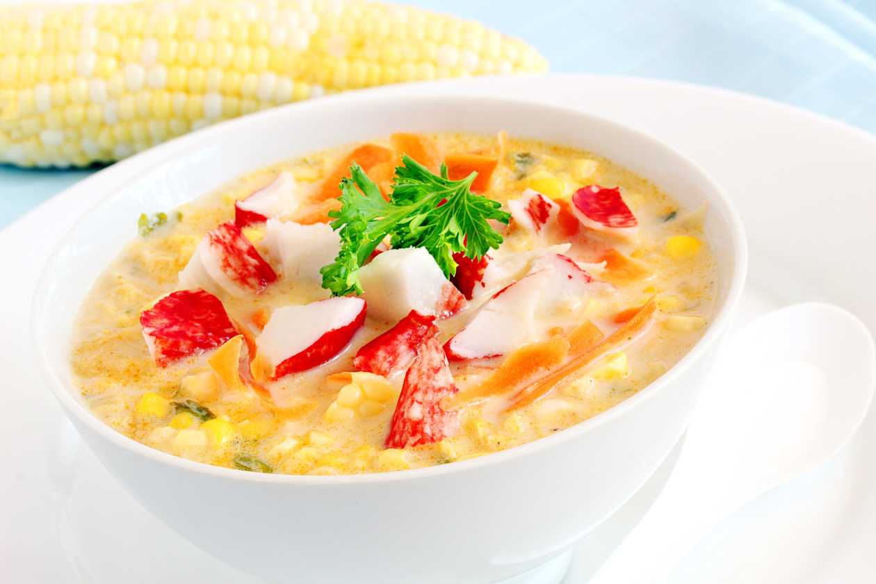 Soup with corn and crab meat