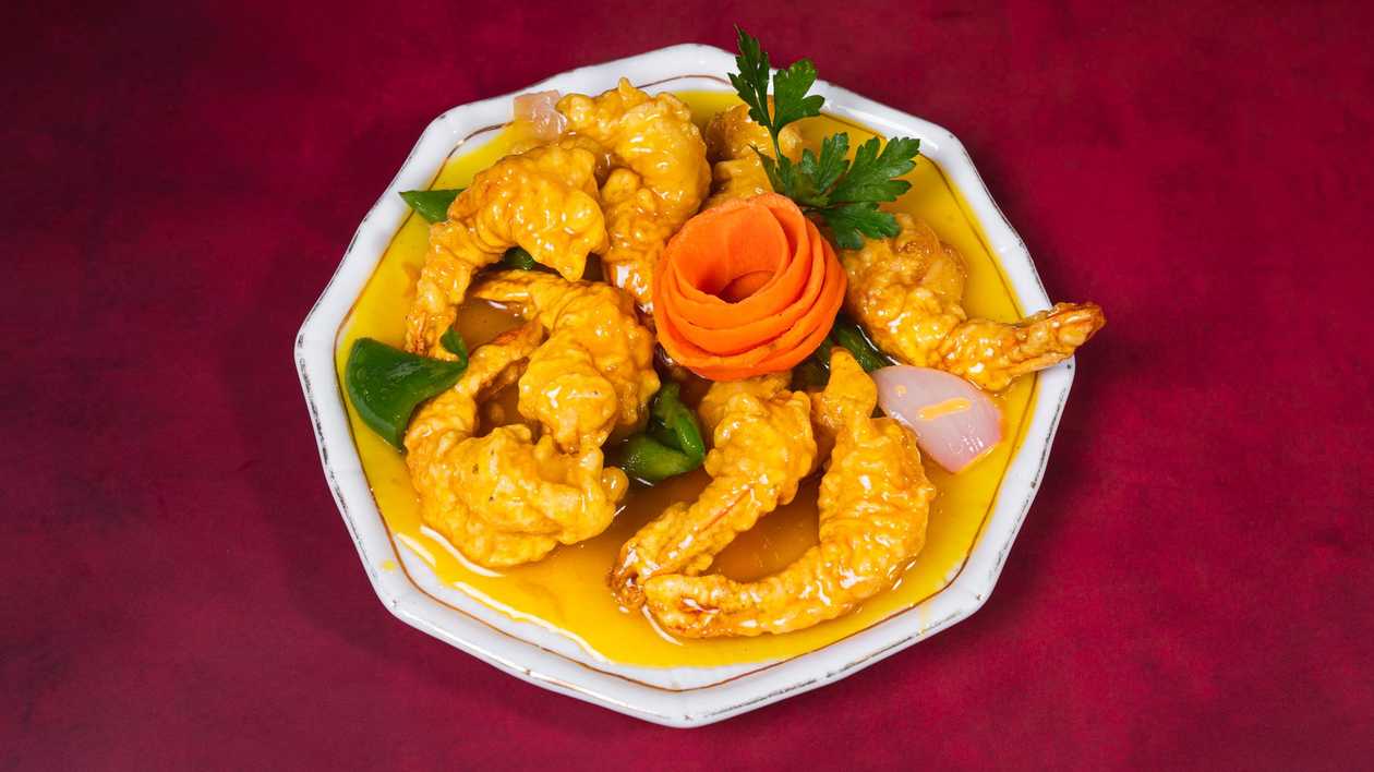64. King Prawns in Lemon Sauce (battered) (8 pieces)