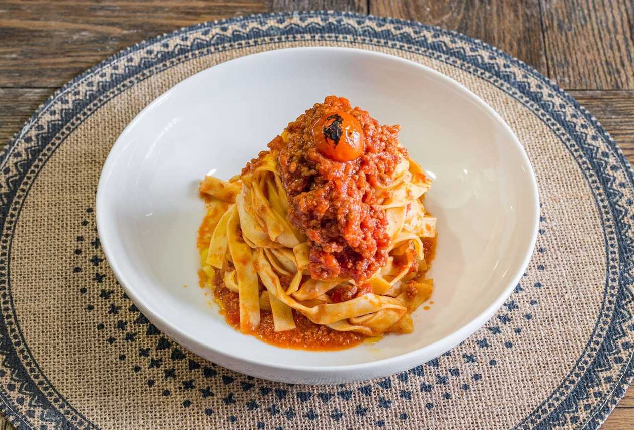 TAGLIATELLE AL RAGÙ