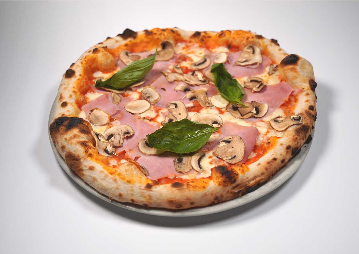 Prosciutto e Funghi