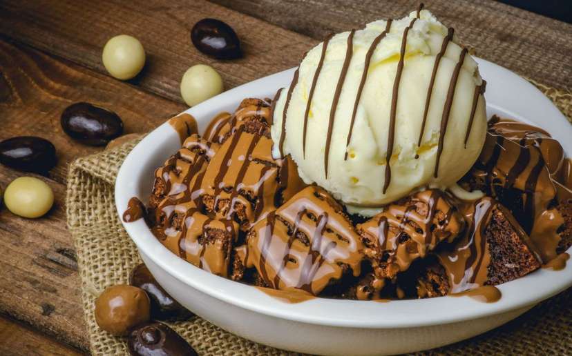 Chocolate Sarayi Osu Bolt Food