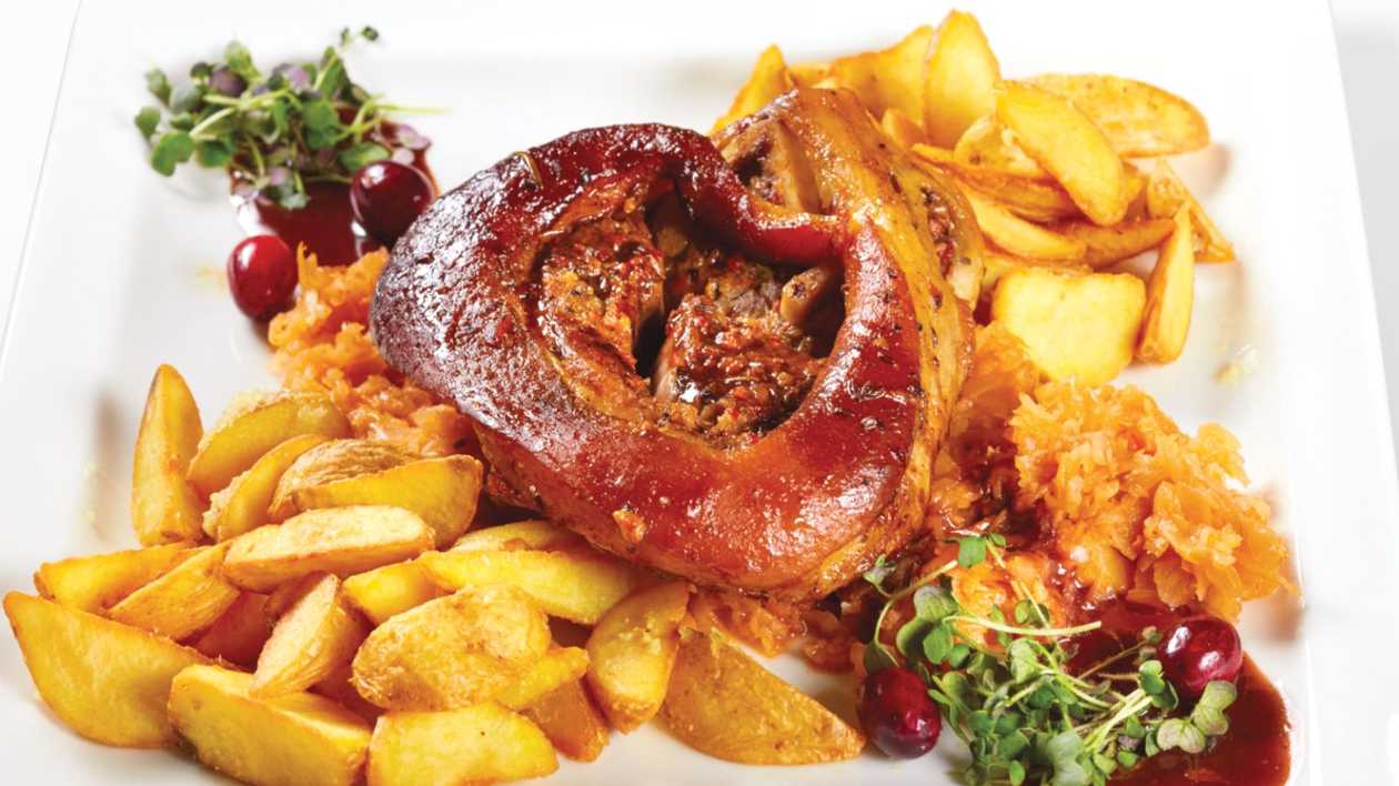 Roasted pork leg