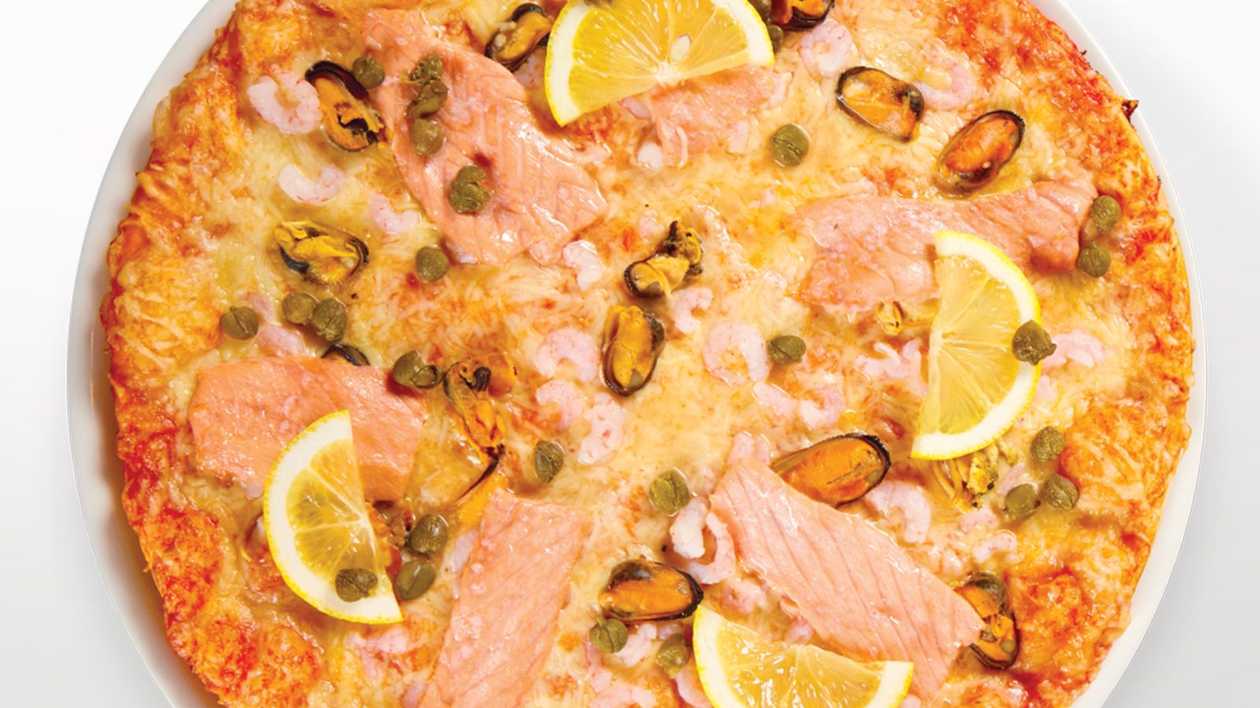 Pizza with see food 30 cm