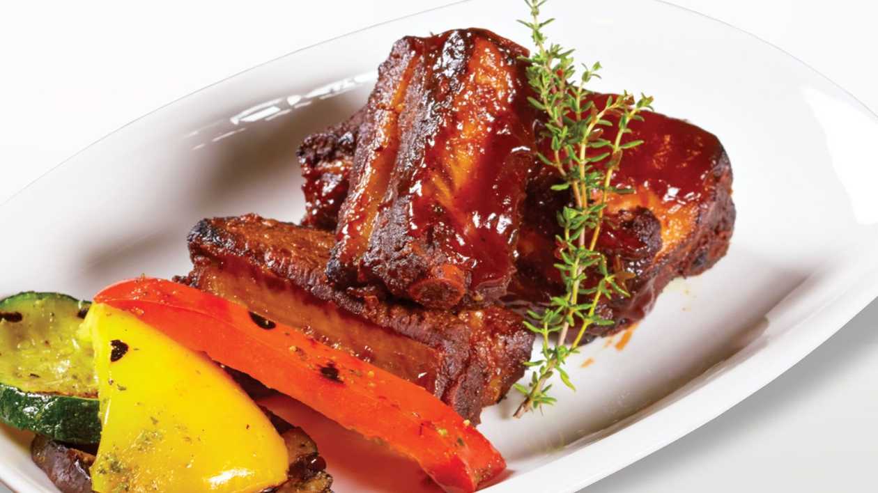 Restaurant “olive” style boston ribs