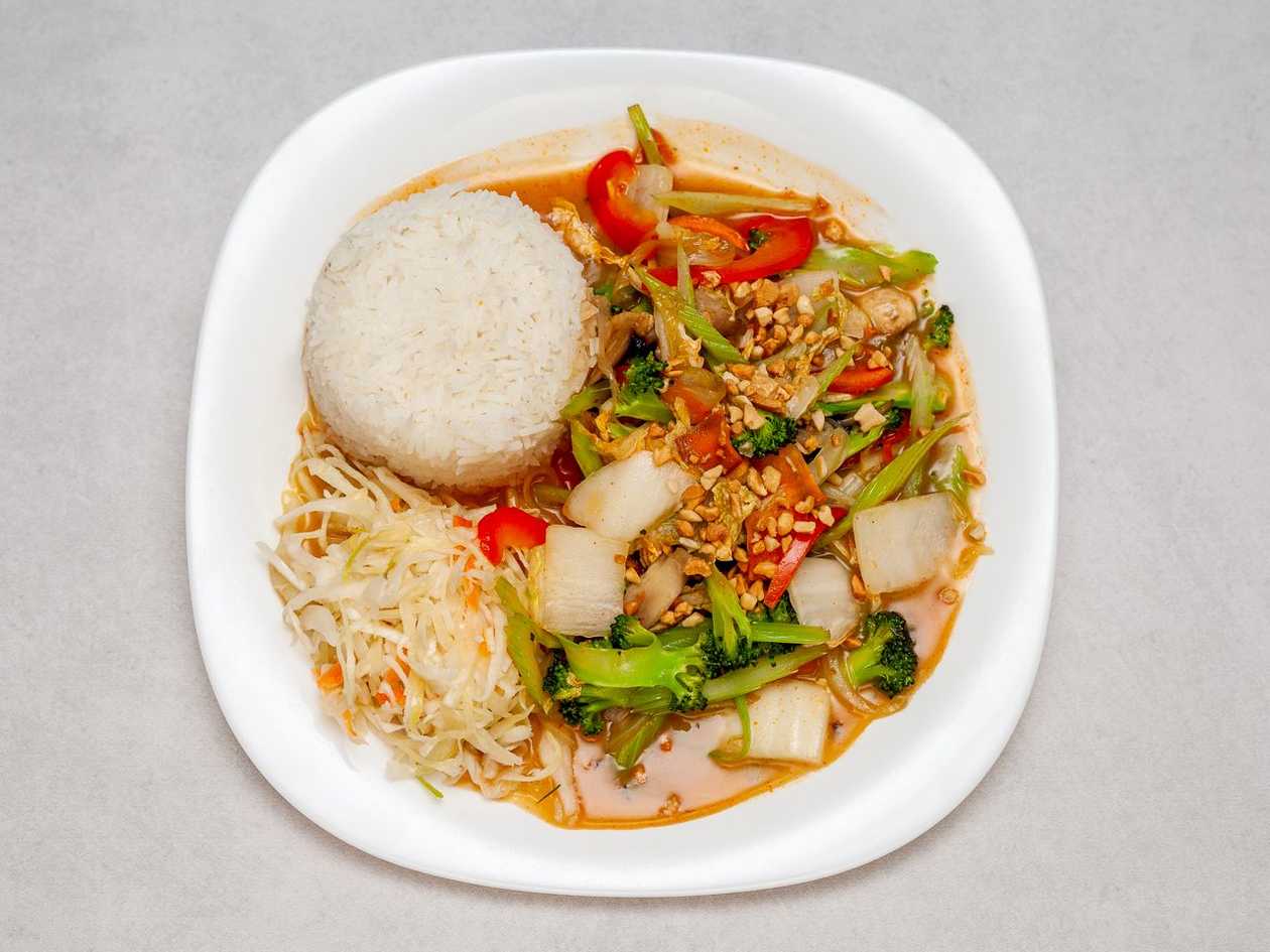 Fried vegetables spicy and sour in Thai