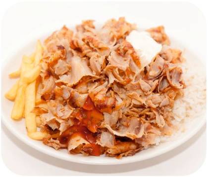 Prato Döner Kebab com Arroz e Batatas Fritas