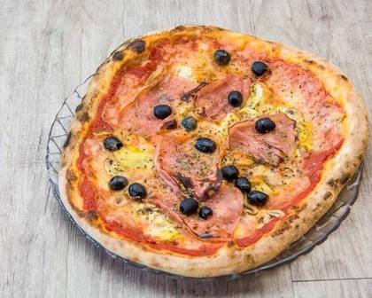 Capricciosa Pizza