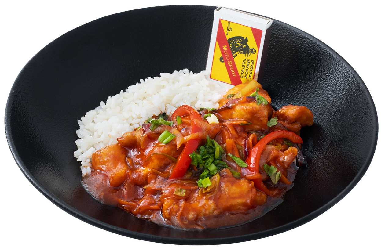 Chicken and vegetables in buffalo sauce