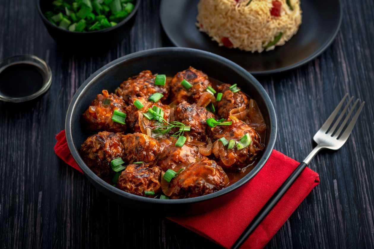 Veg Manchurian Dry or Gravy