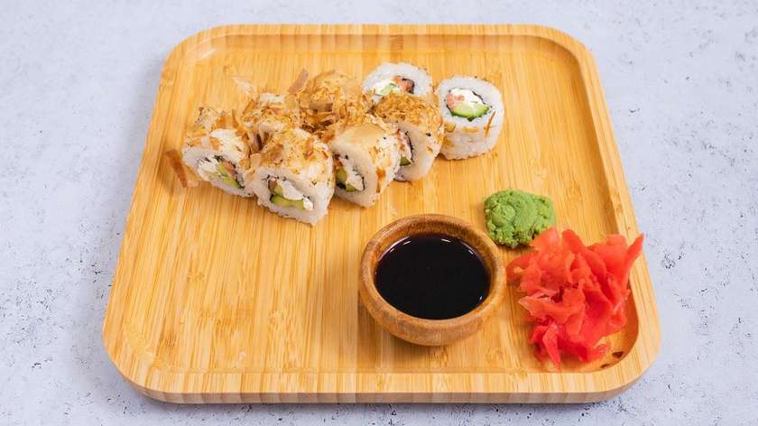 Bonito Roll (8 pcs)