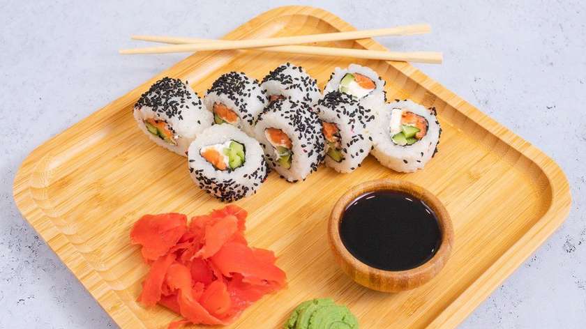 Alaska Roll (8 pcs)