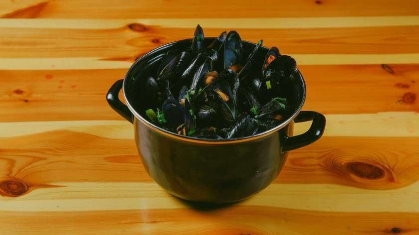 Fresh Mussels À La Marinière