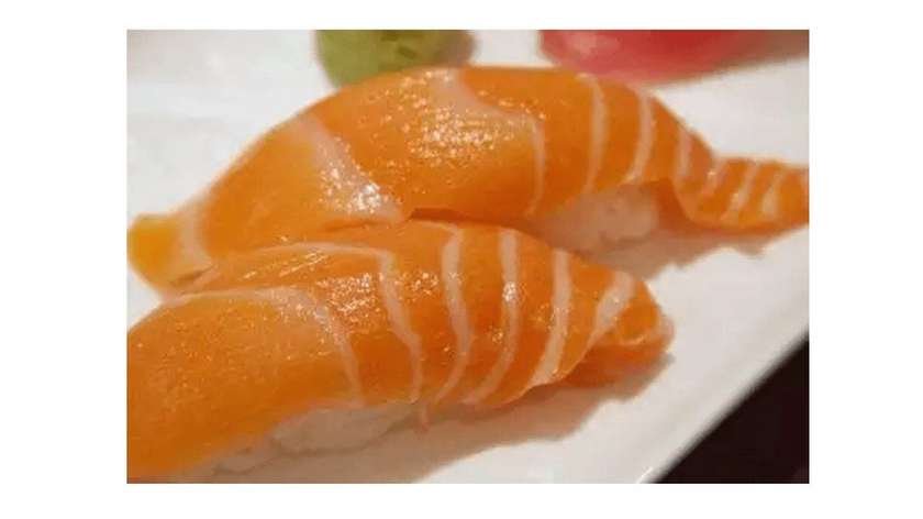 Smoked Salmon Nigiri(2pcs)