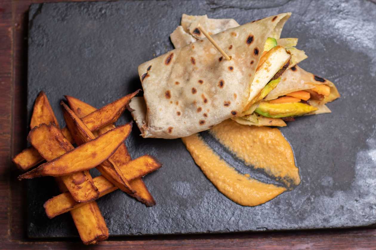 Avocado & Halloumi Wrap