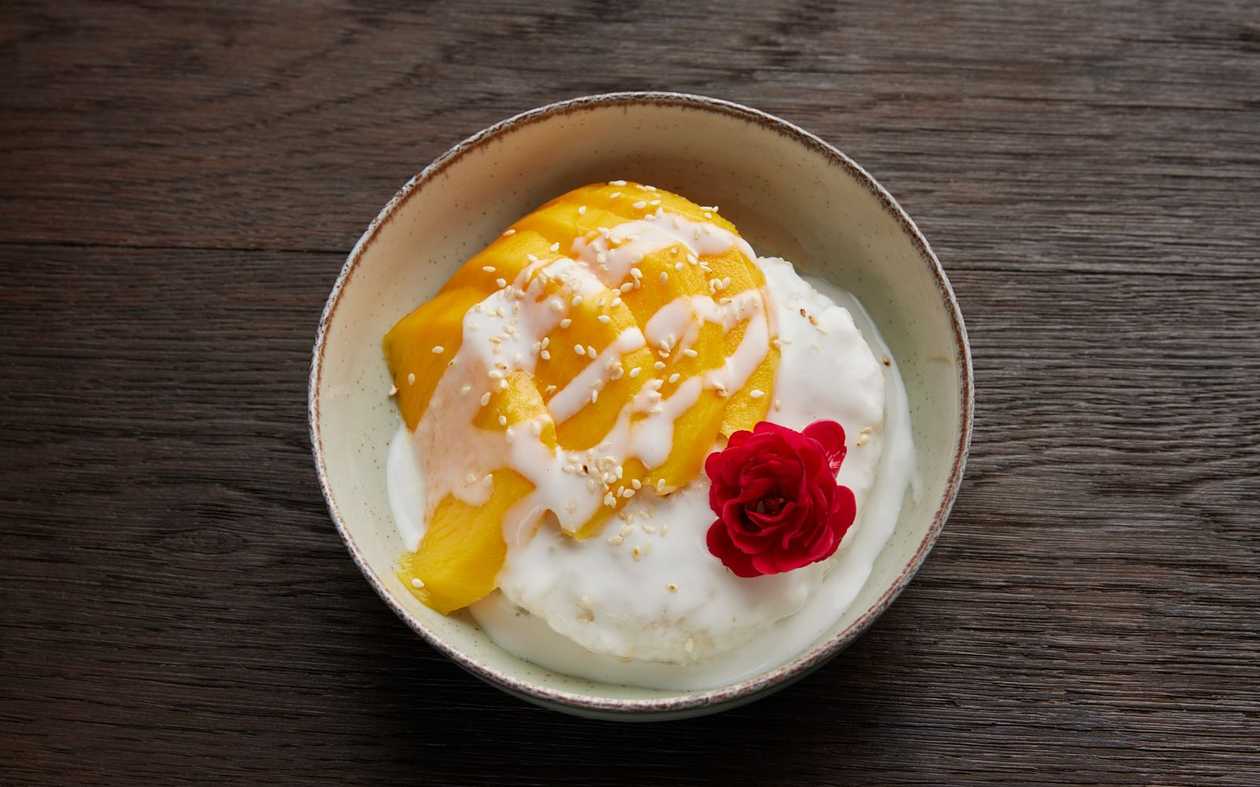 Mango sticky rice