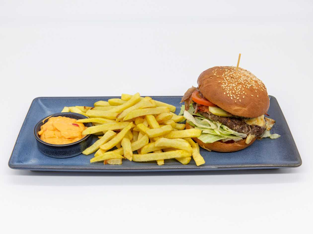 Classic beef burger