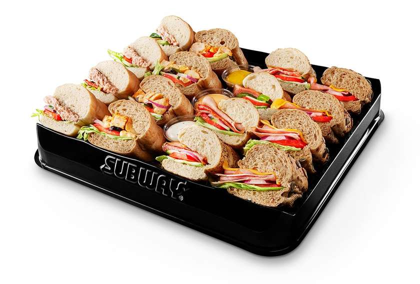 16 Sandwiches Sized 7cm