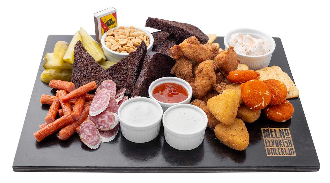 Snack plate