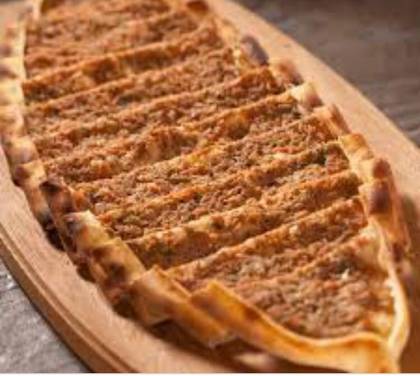 Pide with Minced Meat