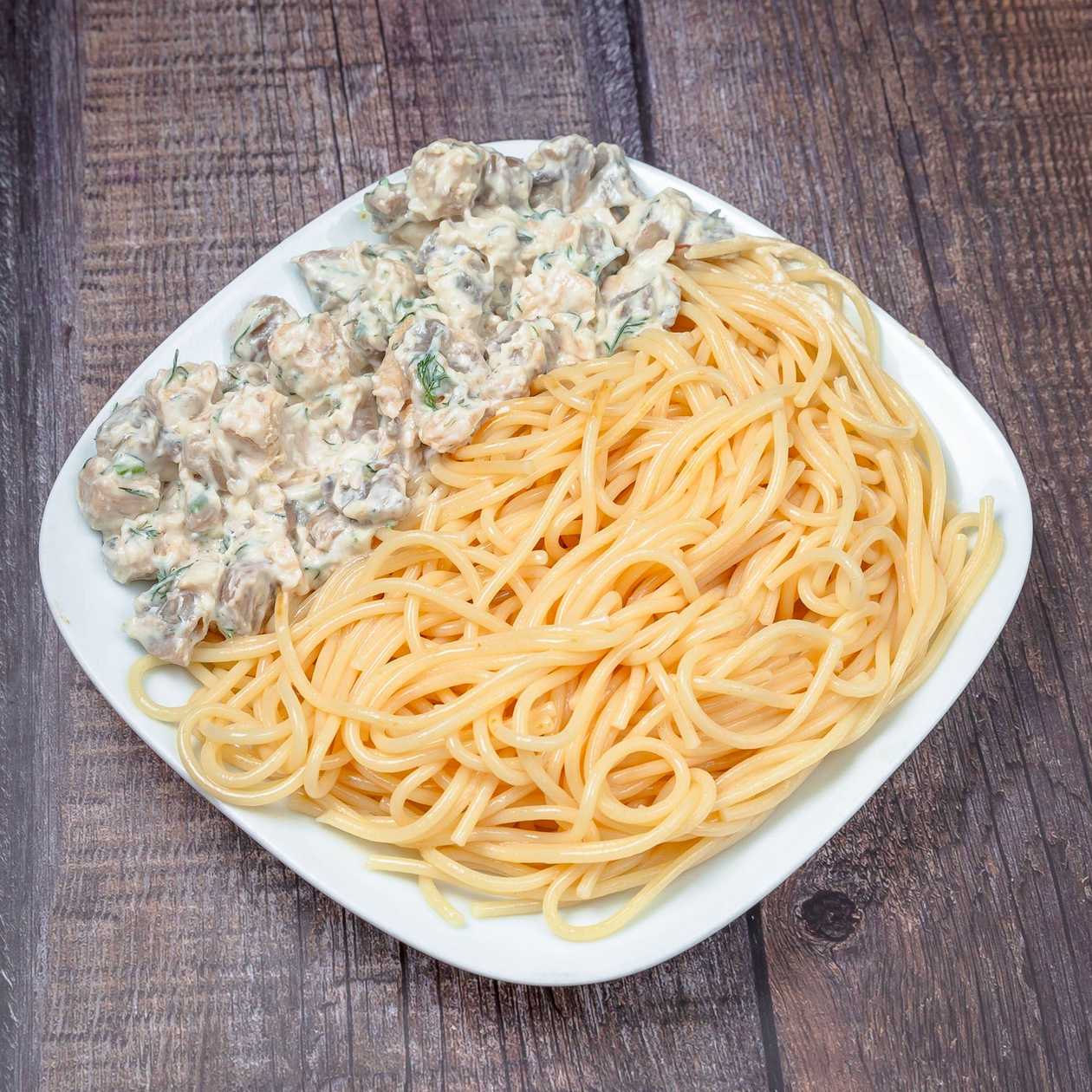 Chicken Mushroom + Garnish