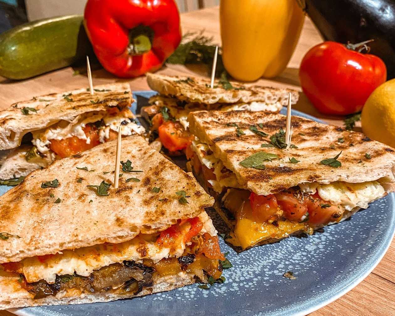 Skepasti Halloumi (dla 1-2 osób)