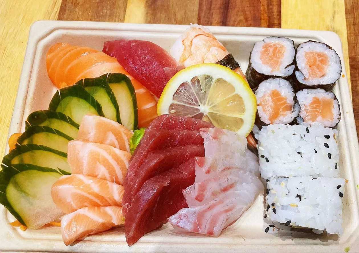 U32.Sushi Sashimi Misto ll 魚の切り身の組み合わせ