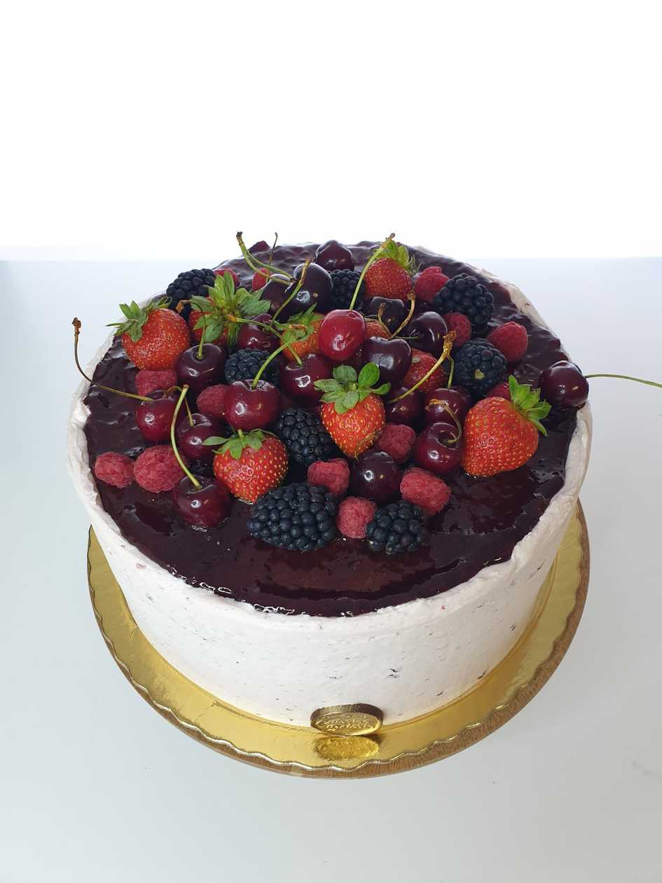 Red Velvet Cake (Whole)